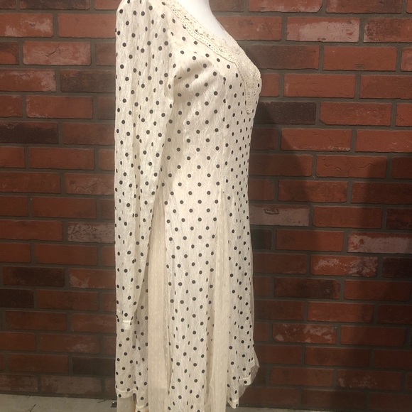 Size large A Reve cream lined dress - Picture 2 of 3